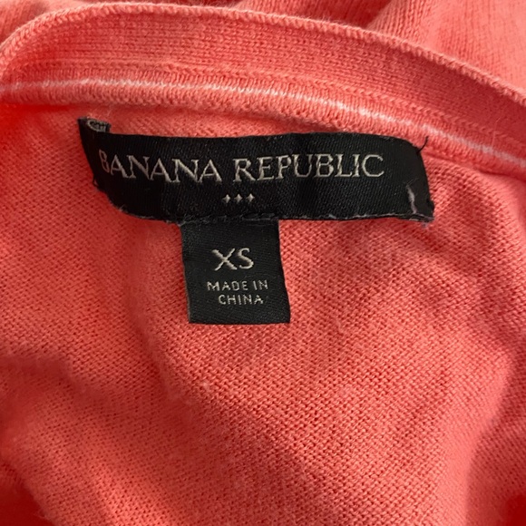 Banana Republic XS Coral Sweater - Picture 6 of 6